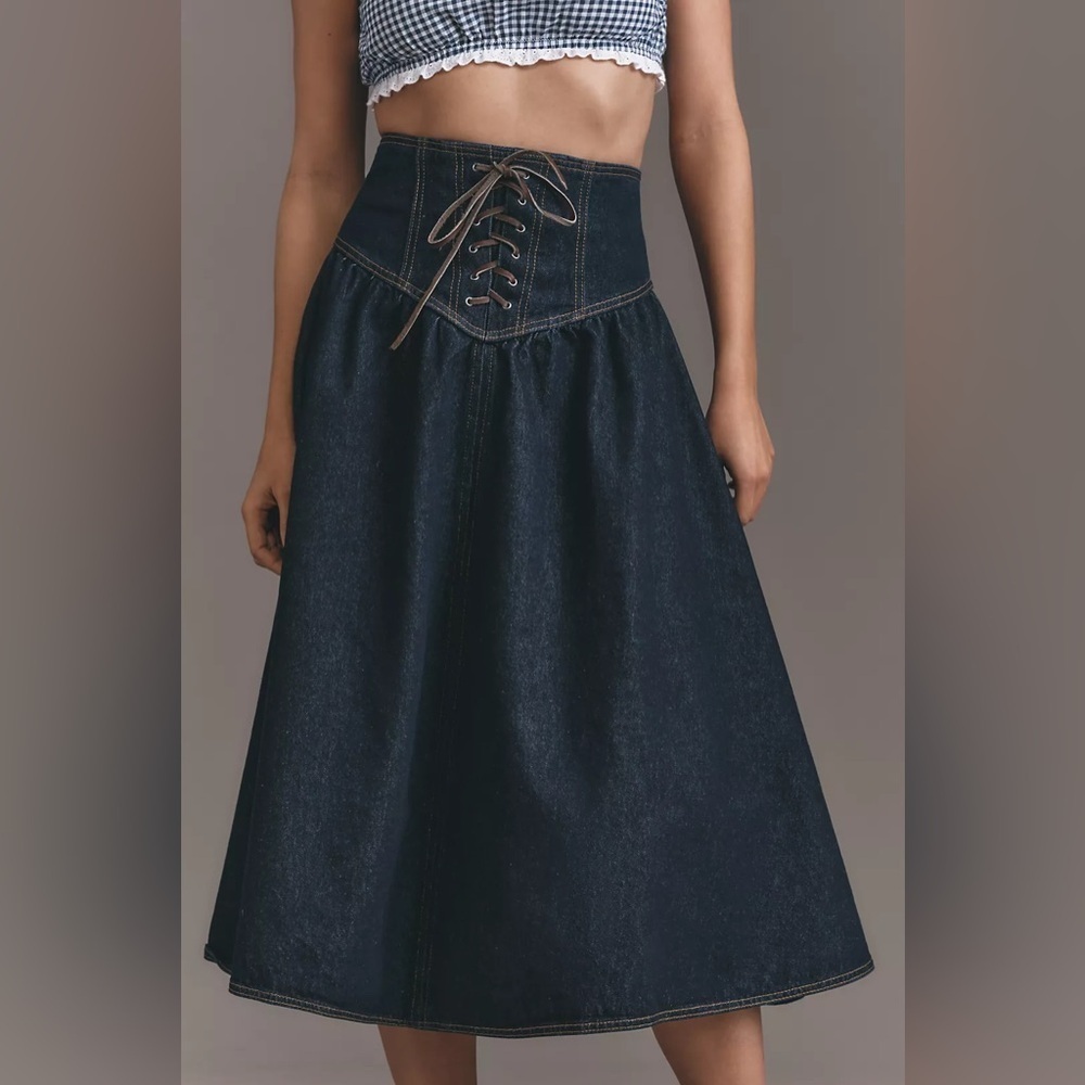 NWT! Anthropologie Pilcro Lace-Up Drop-Waist Denim Midi Skirt - Size 12 🪝 - Picture 2 of 5